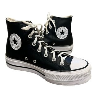 Chuck Taylor All Star Platform Hightop Sneakers Size 7 - Excellent Condition